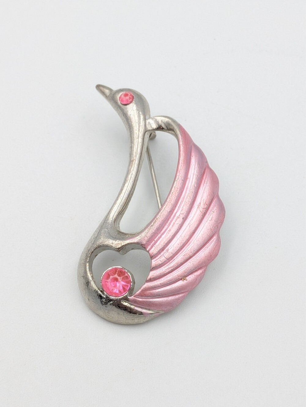 Vintage pink enamel heart swan rhinestone silver tone brooch pin